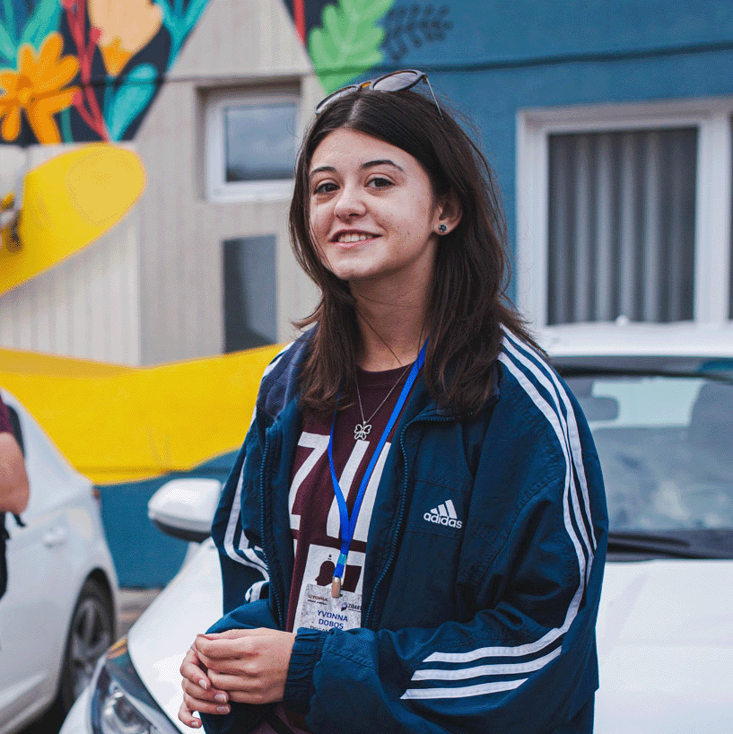 Yvonna Doboș – Video Editor & VFX